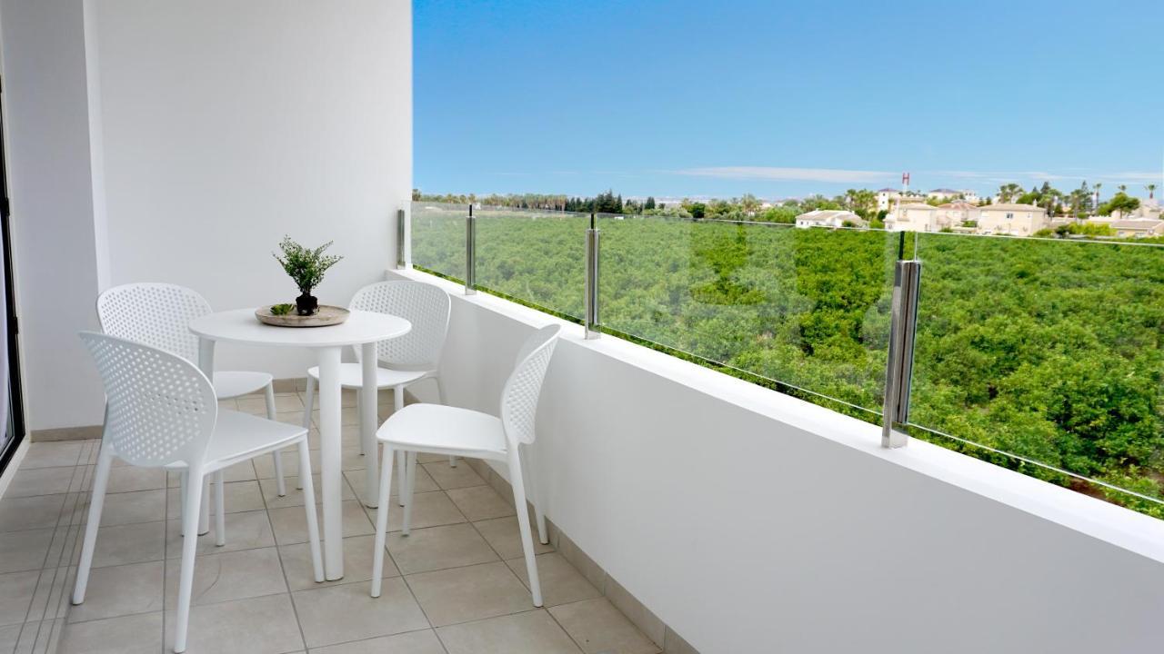 La Laguna Ii Luxury